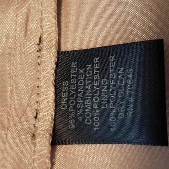 Dress - Picture 8 of 8